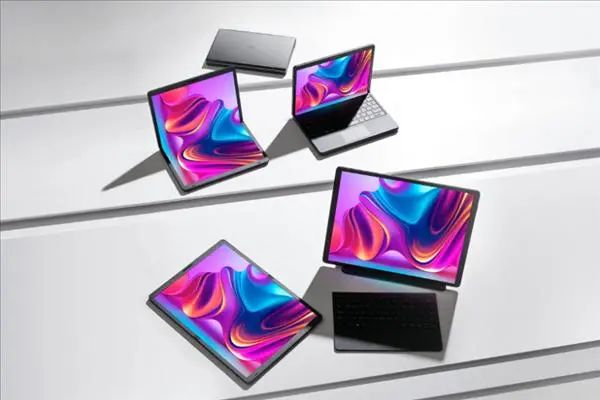 LG Gram Fold 可折叠笔电发布：屏幕采用抗皱褶材料，3万次折叠测试