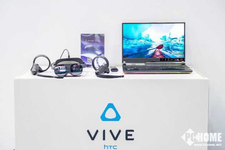 HTC VIVE亮相上交会 展现沉浸式VR虚拟体验生态活力