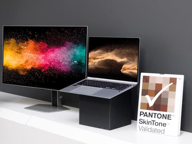 三星显示显示器及笔记本屏幕产品业界率先通过两项 Pantone 认证
