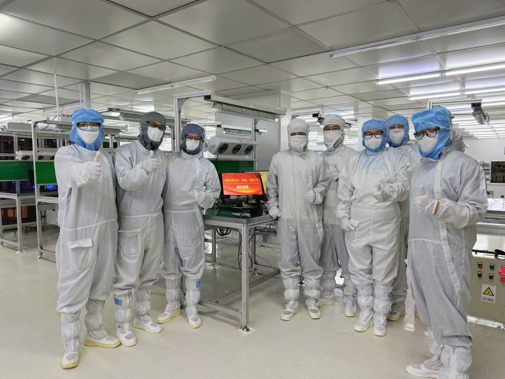 龙腾越南生产线项目首片模组产品成功点亮，预计今年二季度投产