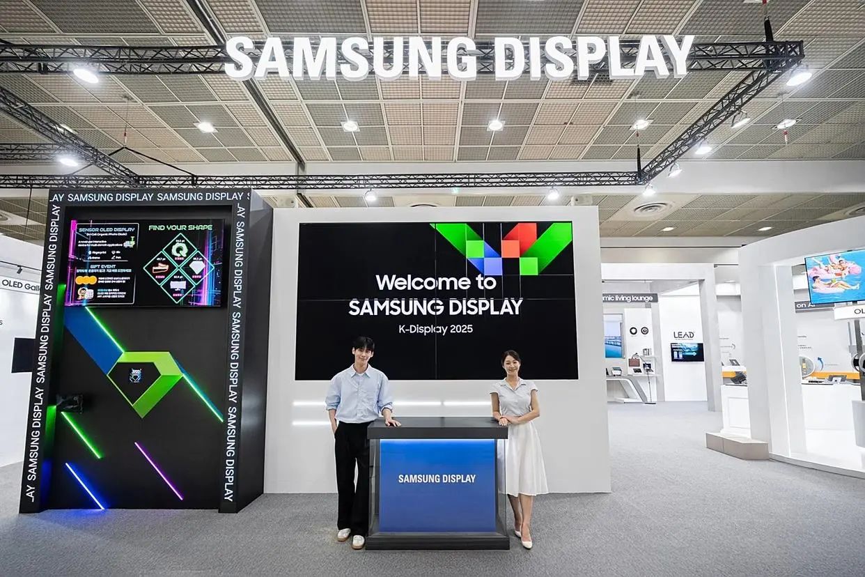 三星显示在韩国K-Display 2025展示全球最亮Micro LED技术智能手表显示面板