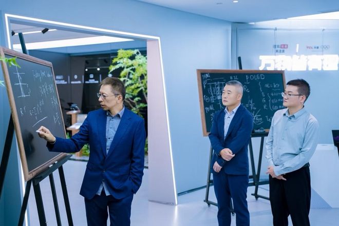 搜狐张朝阳解构印刷OLED，探秘TCL华星如何打造“一块好屏”？