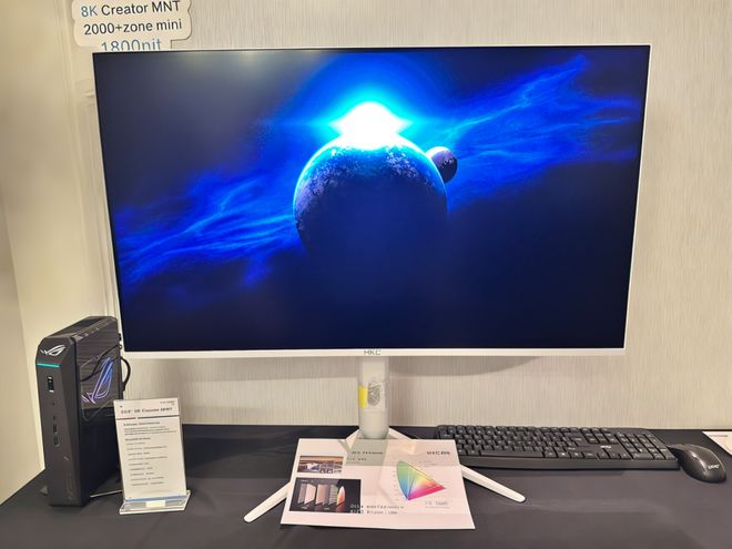 惠科全球首发36.5英寸8K Mini LED显示器，峰值亮度1800nits