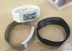 联想首款智能手环VB10正式发布 预售价499元