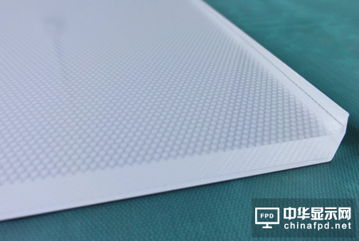 国内首个导光板光电玻璃项目咸宁动工