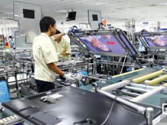 大尺寸面板着重超薄曲面及电竞应用