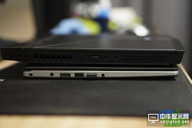 半吊子游戏迷玩新款外星人 OLED屏幕让体验提升好几档