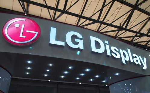 LGD人员到达广州后隔离，为OLED面板厂营运做准备