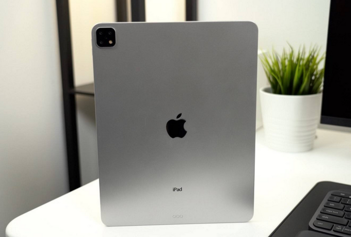 消息称5G版iPad Pro推迟至明年：苹果将放弃OLED屏